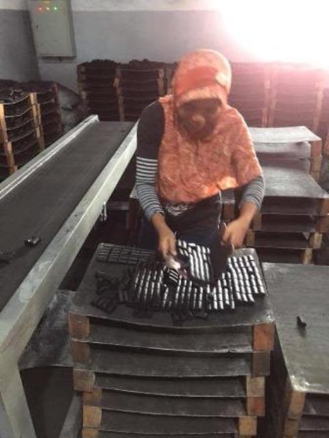 Pabrik Arang Briket di Semarang Berkualitas Ekspor dengan harga Jual Termurah