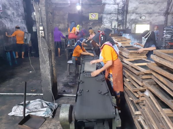 Pabrik Arang Briket Shisa Kualitas Ekspor dari Indonesia